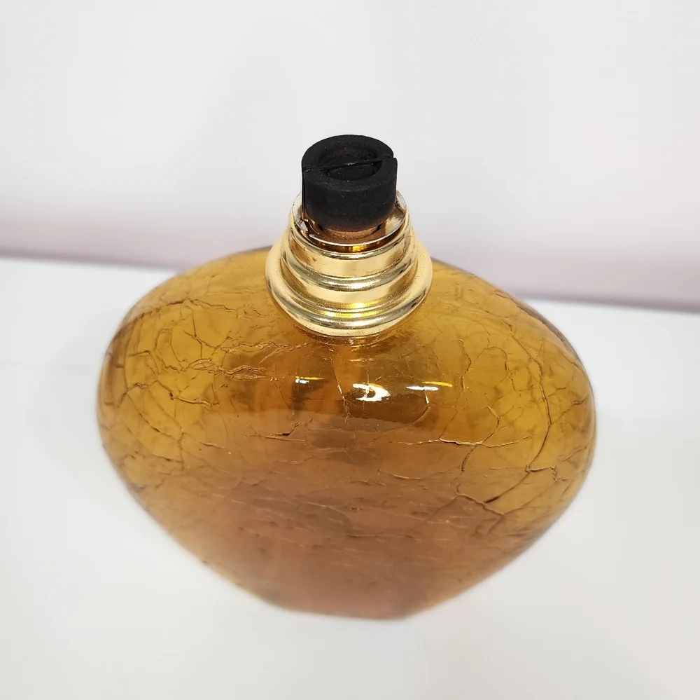 Vintage oil diffuser